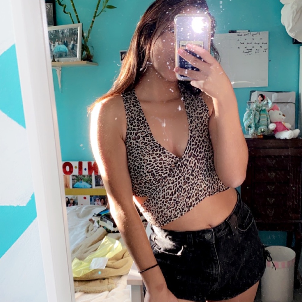 Cheetah tie shirt
